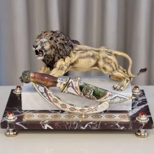 Композиция «Непокоренный» с ножом арт. М-130