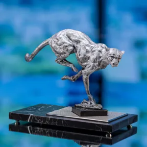 Кабинетная скульптура "Рывок к цели" арт. 1320